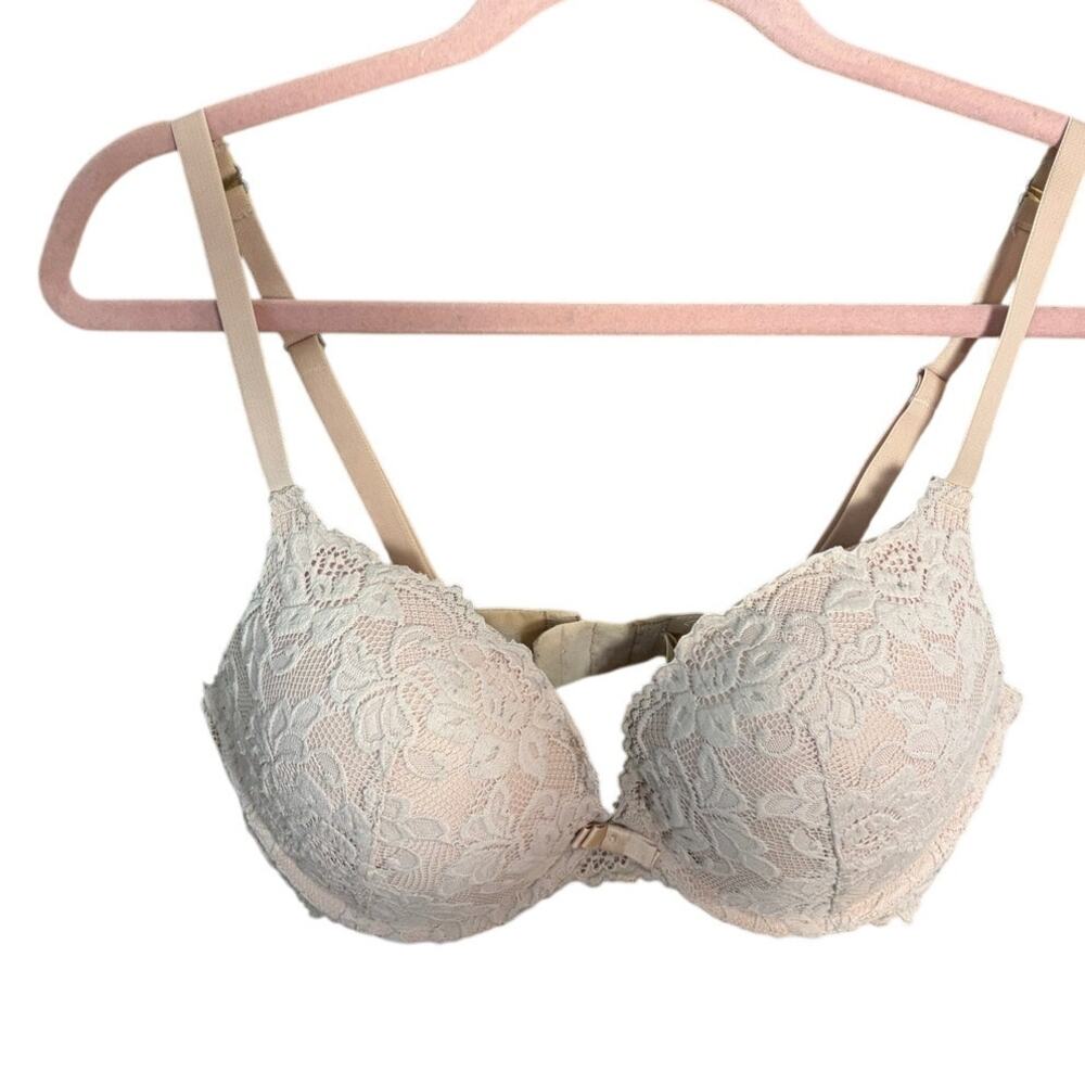 Fredricks of Hollywood 38C Blush Pink Lace Push Up Bra Plunge Sexy Lingerie